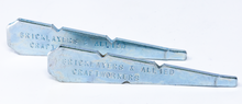 Load image into Gallery viewer, HB22A - 4 1/2" NOTCHED LINE PINS (EACH)
