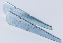 Load image into Gallery viewer, HB22A - 4 1/2" NOTCHED LINE PINS (EACH)
