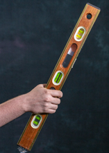 Load image into Gallery viewer, SL24 - 24" BRASS BOUND SANDS LEVEL W/ COLOR VIALS